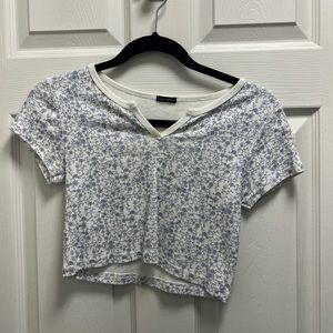 Brandy Melville crop top